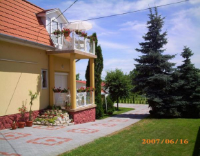 Anikó Apartmanház